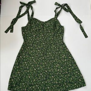 RIHOAS Green Sweetheart Neck Floral Slip Mini Dress St. Patrick’s Day Medium